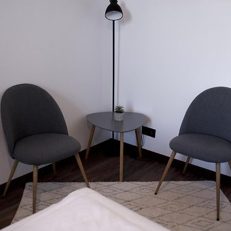 Style Hotel Ungheni Targ Esterno foto